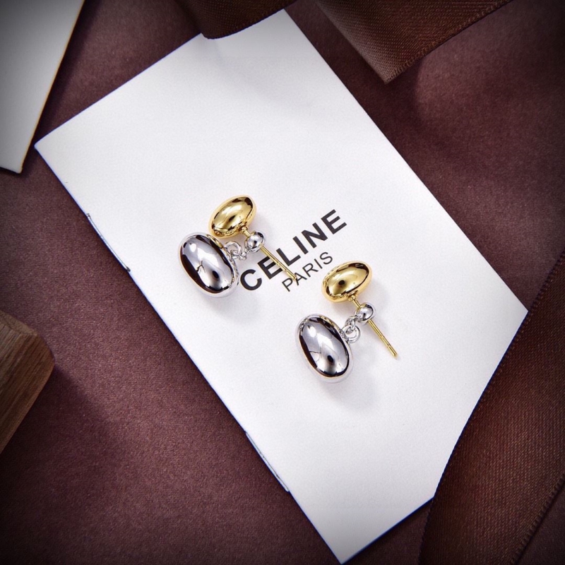 Ce**e earrings